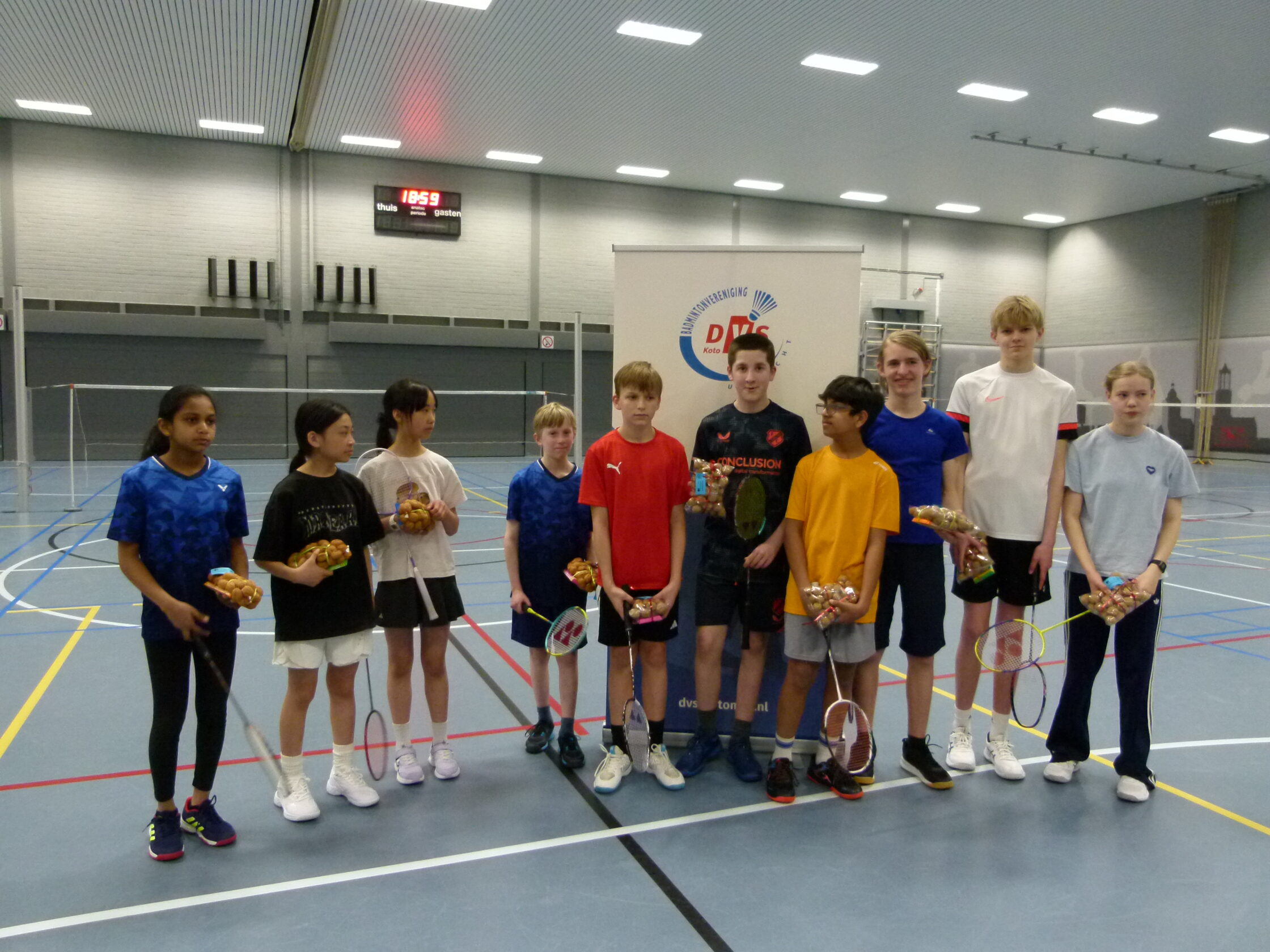 Teams J2 en J4 kampioen